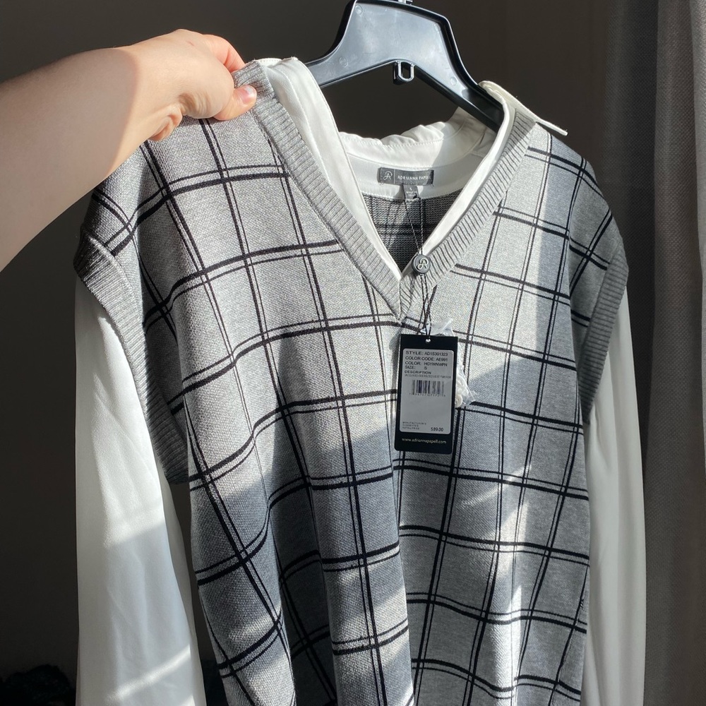Adrianna Papell Jaquard oversized vest twofer in size small